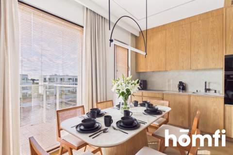 Luksusowy apartament z mariną i widokiem-Solmarina