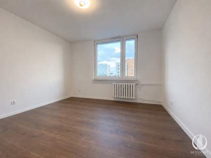2 pokoje 47 m Po remoncie Metro M3
