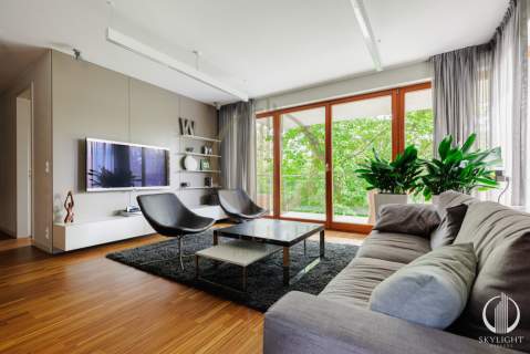 Trzypokojowe mieszkanie w apartamentowcu Mokotów