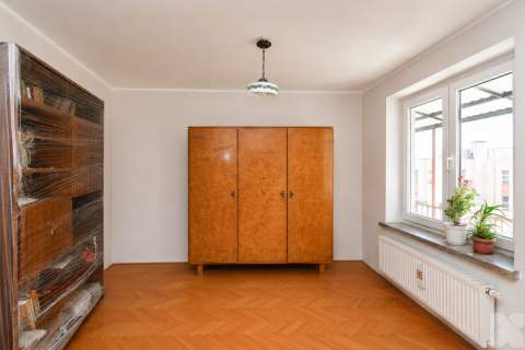 Kraszewskiego 2 pokoje z loggią 3 piętro