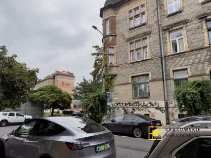 Duże Siedmiopokojowe Mieszkanie Blisko Dworca.
