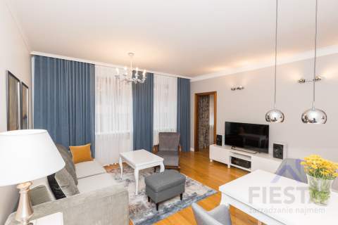 Apartament obok Metra Świętokrzyska