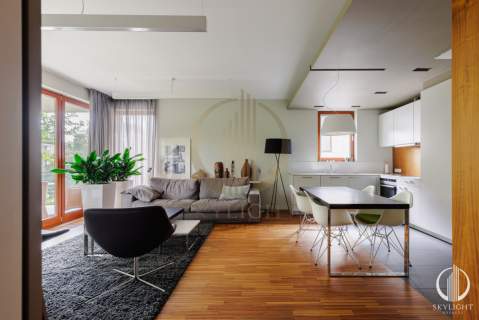Trzypokojowe mieszkanie w apartamentowcu Mokotów