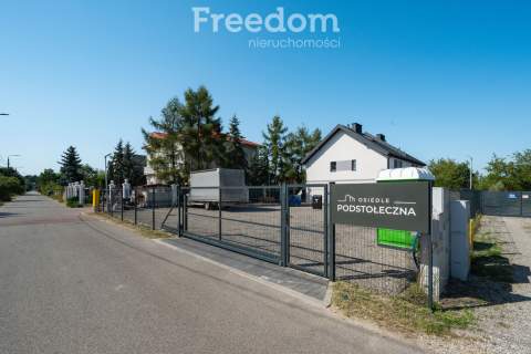3-pokoje z poddaszem i 2 miejscami parkingowymi