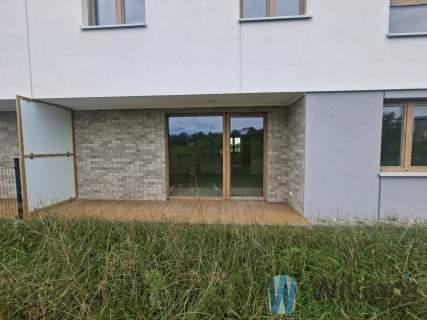 Ostatnie z ogrodem. Gotowe do odbioru.