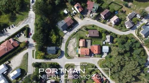 Centrum Wiązowny, wszystkie media, asfalt.
