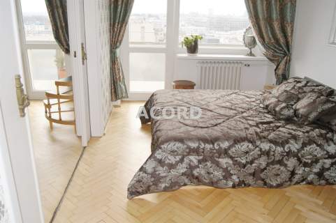 Śródmieście urokliwe 65 mkw dwa balkony