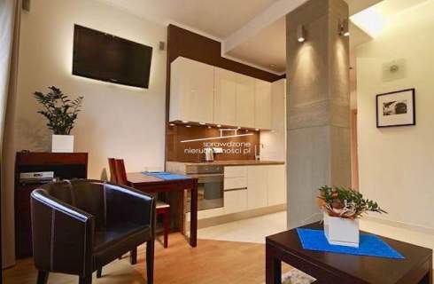 Piękny Apartament Dla SINGLA / Pary Przy Placu Zam