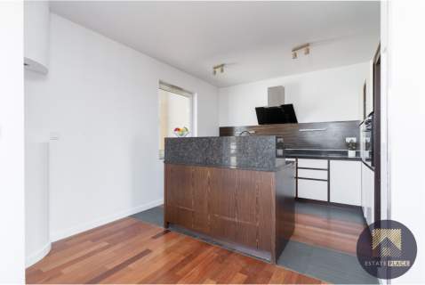 Penthouse z tarasem 57m2 3 balkony sauna i jacuzzi