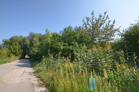 Działka 1800 m2 przy Jeziorze Dziekanowskim