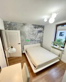 Eleganckie trzy pokoje przy parku, balkon , garaż