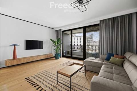 Portova 3 pokoje balkon 2 miejsca w hali