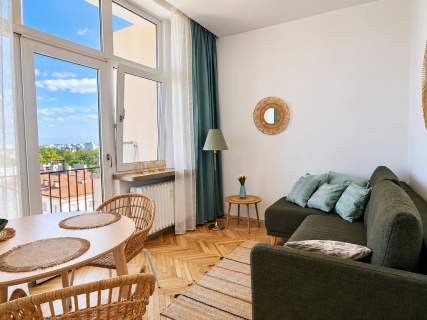 ul. Kopernika 6, 2 pokoje, balkon, piwnica