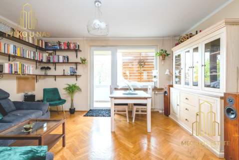 Trzy pokoje ul.Ciepła 2 piętro balkon parking