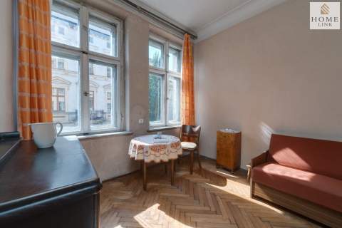 Piano Nobile z 1905 r. przy Starym Mieście 105 m