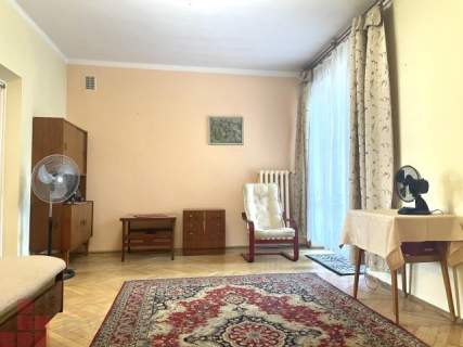 3 pokoje,80 m2-obok Galerii Kazimierz, garaż