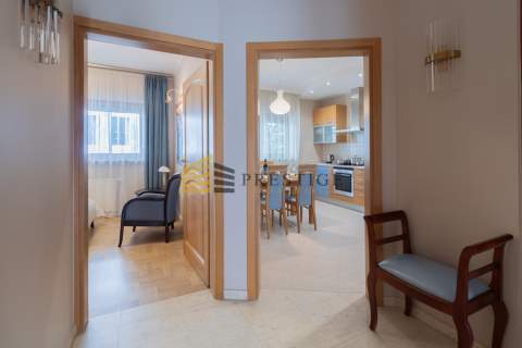 Mieszkanie 111 m , 4 pokoje, balkon, parking, rece