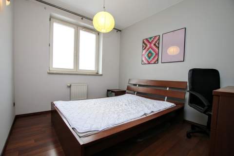 z balkonami, miejscem post., garderobą
