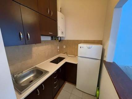 Oddzielne 2 pokoje przy st. metra- Strzelecka 44