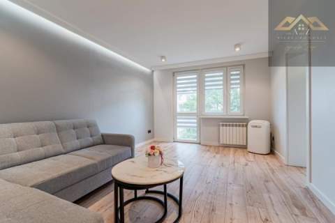 Mieszkaj wygodnie, lokal 2 piętro, balkon, po remoncie
