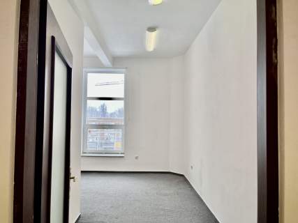 Prodykcja/magazyn/biuro 37 m2 na Piłsudskiego 135h