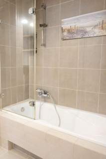 ul. Komandorska Gdynia 86,95 m 2 miejsca w hali