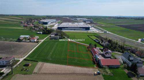 Działka budowlano-usługowa Wezerów, Słomniki