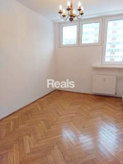 Rondo Wiatraczna. 3 pokoje do wprowadzenia. Balkon