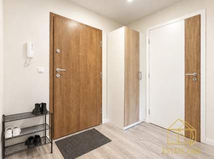 2 POKOJE BALKON 7 M 2 MIEJSCA POSTOJOWE KOMÓRKA 6 M