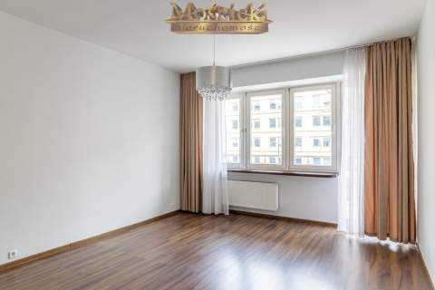 Wynajem okazja kawalerka 34 m2 na Kruczej balkon