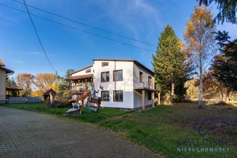 Bliźniak w cichej i spokojnej okolicy 19.62 ar