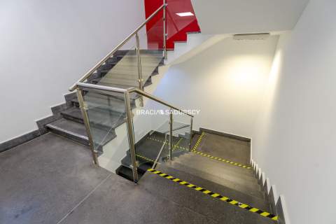 biuro ul. Mogilska - Kraków, 327,5 m2,