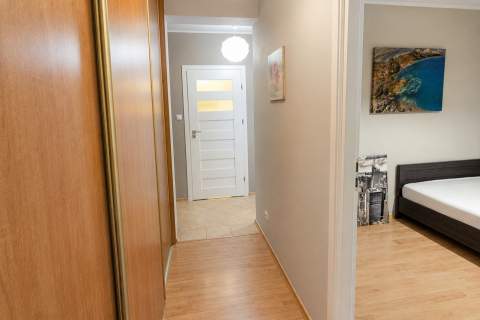 Luboń, zadbane 2-pokojowe z balkonem i piwnicą