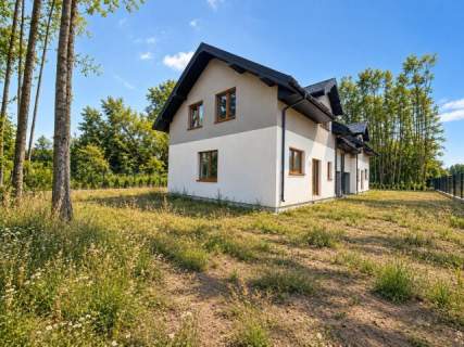 Dom nad Jeziorem Kiełpińskim, działka 1000 m2, garaż w bryle