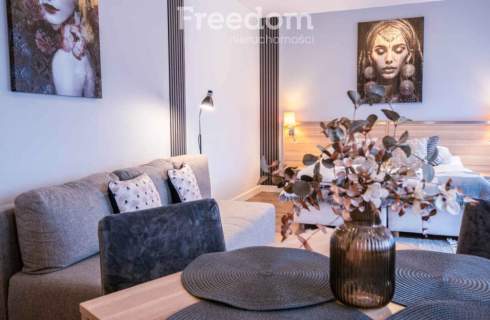 Słoneczny Apartament przy morzu z garażem