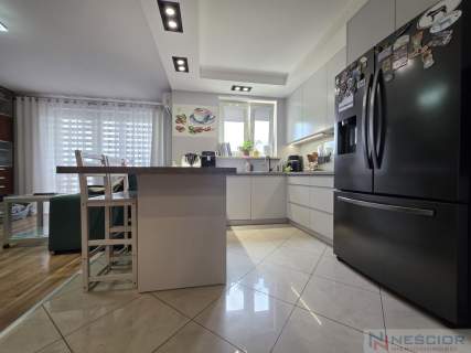 Czteropokojowe mieszkanie w centrum miasta 82,5m2