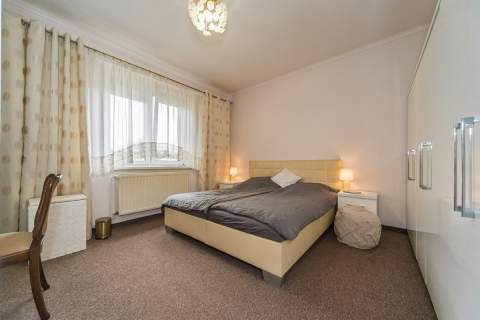 Wyjątkowy domz 65-arową działką budowlaną
