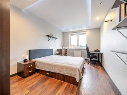 Nowoczesny 3-pokojowy apartament z balkonem.