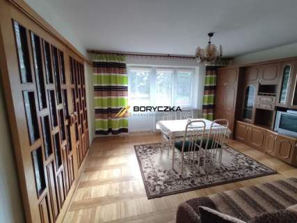 Dom w centrum Bolesławia