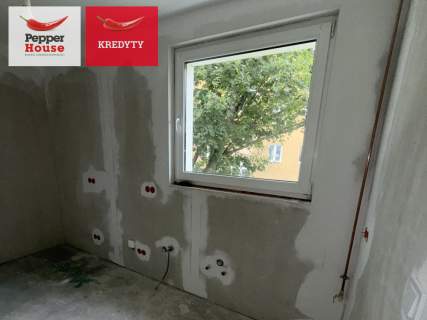 3 pokoje po remoncie Balkon Piwnica