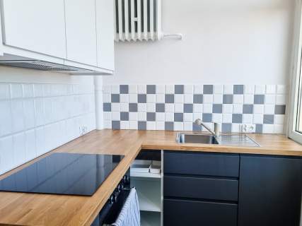 ul. Kopernika 6, 2 pokoje, balkon, piwnica