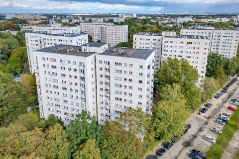 OSTATNIE PIĘTRO ZIELEŃ MOŻLIWOŚĆ 3 POKOI
