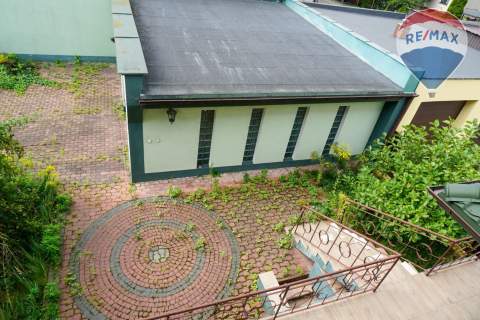 Dom 226m2, Żyrardów, 4 niezależne kondygnacje