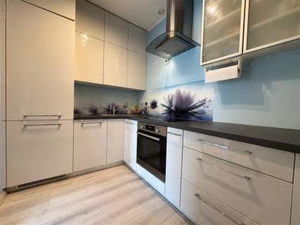 Pl. Staszica/2pok/po remoncie/centrum