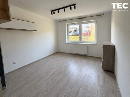2 Pokoje Zadbane Ogród