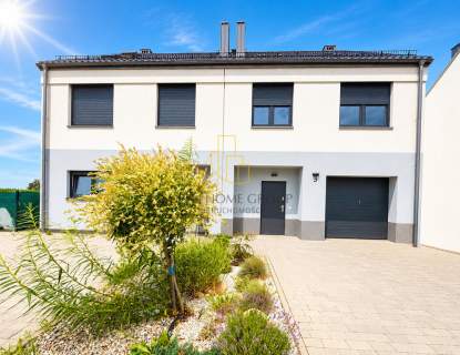 Lux-Bliżniak-premium-168m2-5M-duży ogród-garaż