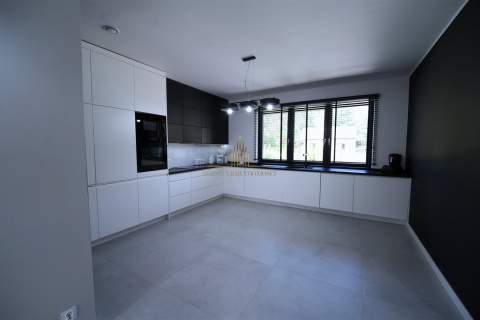 PIĘKNY DOM OBROWO, 5 pok., dzialka 3600 m2, LAS