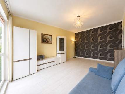 3 pokojowe, osobna kuchnia, balkon