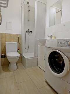 2 pokoje blisko st. metro, 45m2 - Karolkowa 71