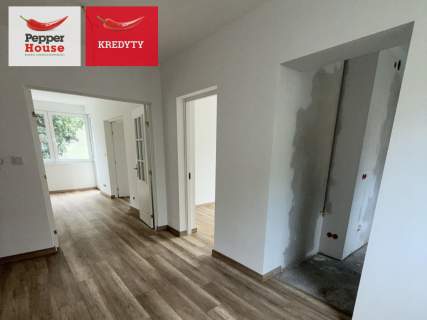 3 pokoje po remoncie Balkon Piwnica